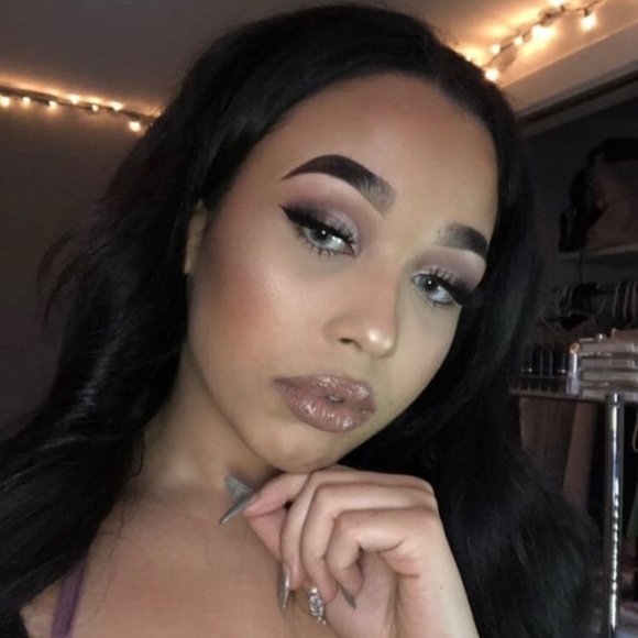 Meet your Posher, Tess - Picture 1 of 1